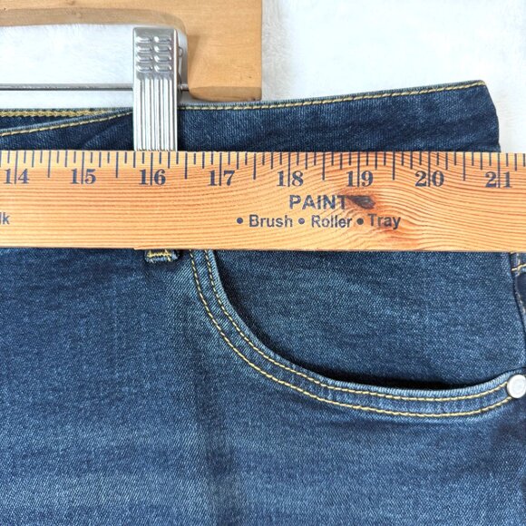 Bloomchic Stretchy Flare Jeans Womens US 22 3X Blue Dark Wash NEW - Picture 4 of 8